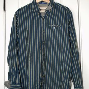 Men's Casual Button Down Shirt